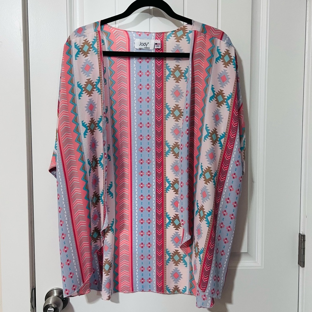 Jody Women's Vibrant Geometric kimono